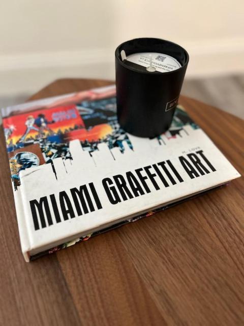 Unique Coral Gables Cottage Miami Extérieur photo